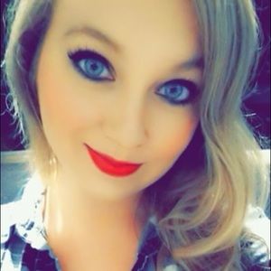 Meet your Posher, Kelsey